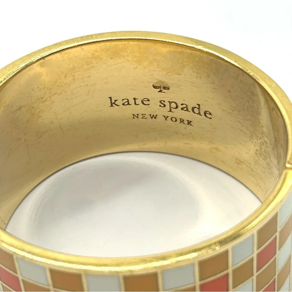 Kate Spade ‘A Walk in the Park’ Checked Hinged Bangle Bracelet - Picture 3 of 4
